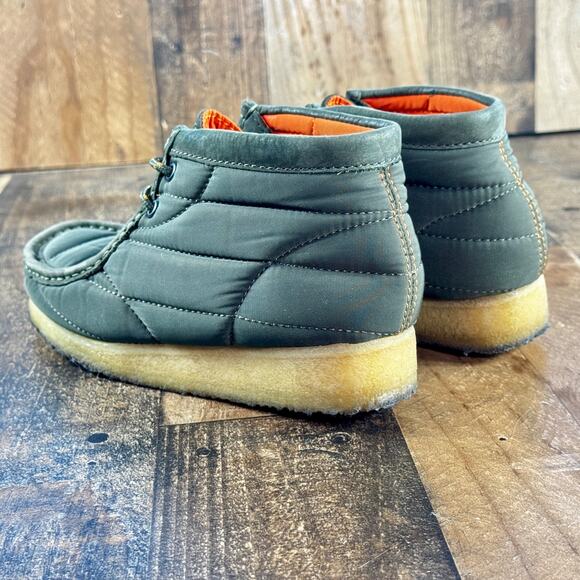 CLARKS Olive Green Nylon Quilted Wallabee WOMENS Size 6 EX Cond Chukka Boots - Picture 6 of 10